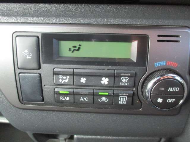 トヨタ ハイエースバン ２．８ マルチロールトランスポーター タイプＩ ロング ディーゼルターボ ４ＷＤ R3年 (中国) 99