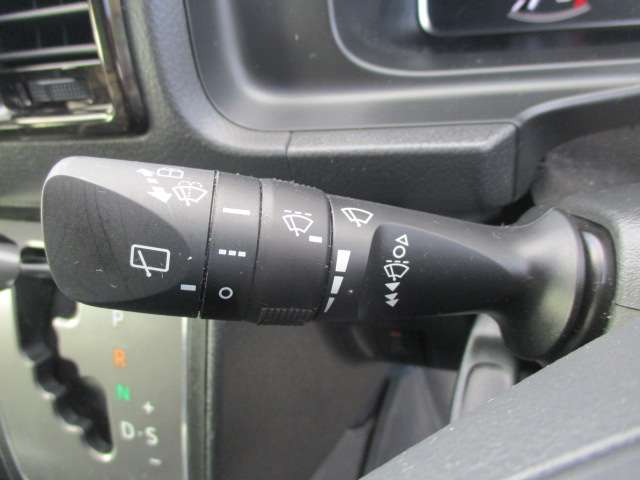 トヨタ ハイエースバン ２．８ マルチロールトランスポーター タイプＩ ロング ディーゼルターボ ４ＷＤ R3年 (中国) 99