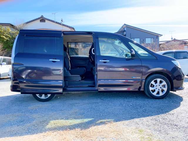 日産 セレナ ２．０ ハイウェイスター Ｓ－ＨＹＢＲＩＤ H24年 (九州・沖縄) 99