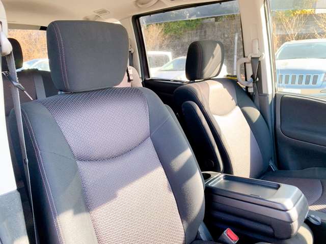 日産 セレナ ２．０ ハイウェイスター Ｓ－ＨＹＢＲＩＤ H24年 (九州・沖縄) 99