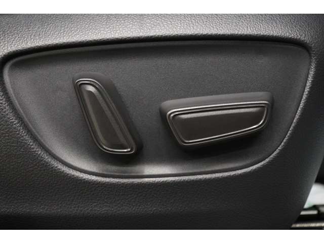 トヨタ ヴェルファイア　ハイブリッド ハイブリッド ２．５ Ｚプレミア R6年 (東海) 99