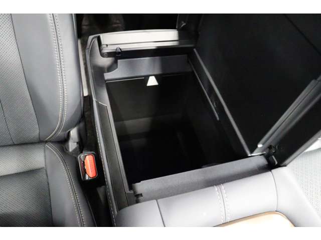 トヨタ ヴェルファイア　ハイブリッド ハイブリッド ２．５ Ｚプレミア R6年 (東海) 99