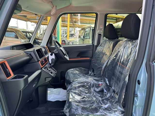 ダイハツ タント ６６０ ファンクロスターボ R6年 (東海) 99