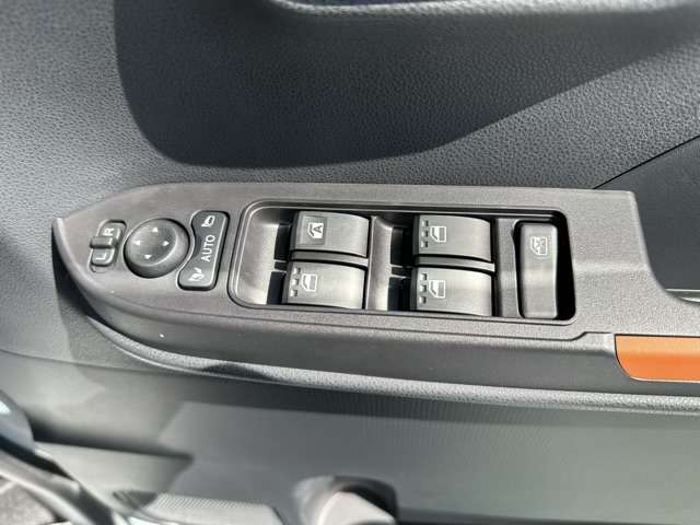 ダイハツ タント ６６０ ファンクロスターボ R6年 (東海) 99