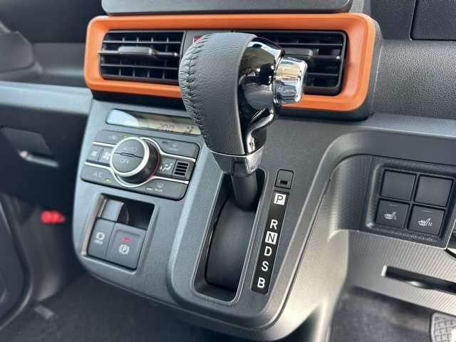 ダイハツ タント ６６０ ファンクロスターボ R6年 (東海) 99