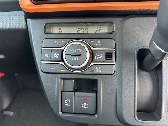 ダイハツ タント ６６０ ファンクロスターボ R6年 (東海) 99