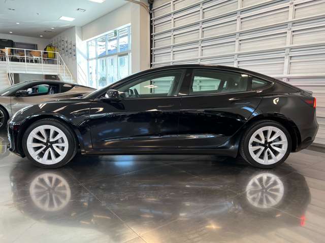テスラ モデル３ ロングレンジ R3年 (関東) 99