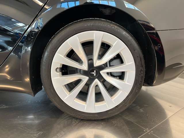 テスラ モデル３ ロングレンジ R3年 (関東) 99