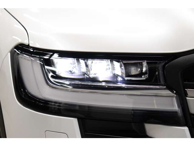 トヨタ ランドクルーザー ３．３ ＧＲスポーツ ディーゼルターボ ４ＷＤ R6年 (東海) 99