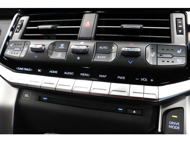 トヨタ ランドクルーザー ３．３ ＧＲスポーツ ディーゼルターボ ４ＷＤ R6年 (東海) 99