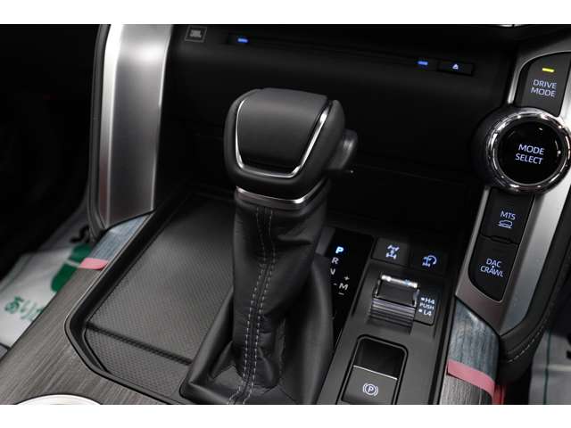 トヨタ ランドクルーザー ３．３ ＧＲスポーツ ディーゼルターボ ４ＷＤ R6年 (東海) 99