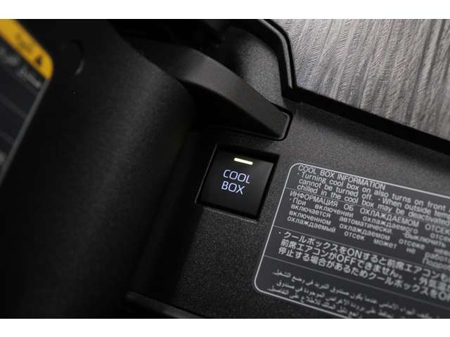 トヨタ ランドクルーザー ３．３ ＧＲスポーツ ディーゼルターボ ４ＷＤ R6年 (東海) 99