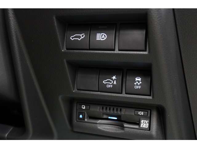 トヨタ ランドクルーザー ３．３ ＧＲスポーツ ディーゼルターボ ４ＷＤ R6年 (東海) 99