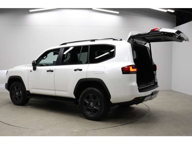 トヨタ ランドクルーザー ３．３ ＧＲスポーツ ディーゼルターボ ４ＷＤ R6年 (東海) 99