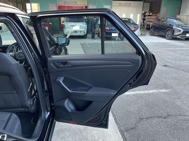 フォルクスワーゲン Ｔ－ＲＯＣ ＴＤＩ スポーツ ディーゼルターボ R2年 (東海) 99