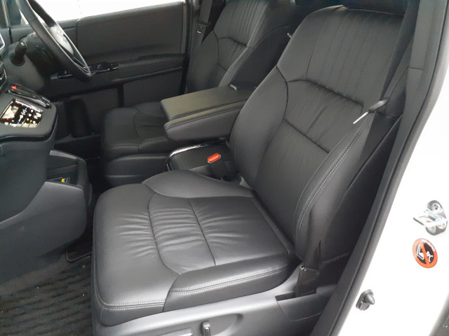 ホンダ オデッセイ　ハイブリッド ２．０ Ｅ：ＨＥＶ アブソルート ＥＸ ブラックエディション R5年 (甲信越・北陸) 99