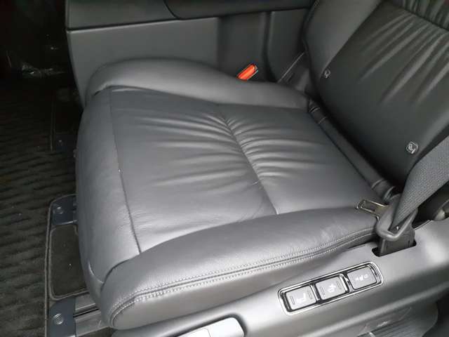 ホンダ オデッセイ　ハイブリッド ２．０ Ｅ：ＨＥＶ アブソルート ＥＸ ブラックエディション R5年 (甲信越・北陸) 99