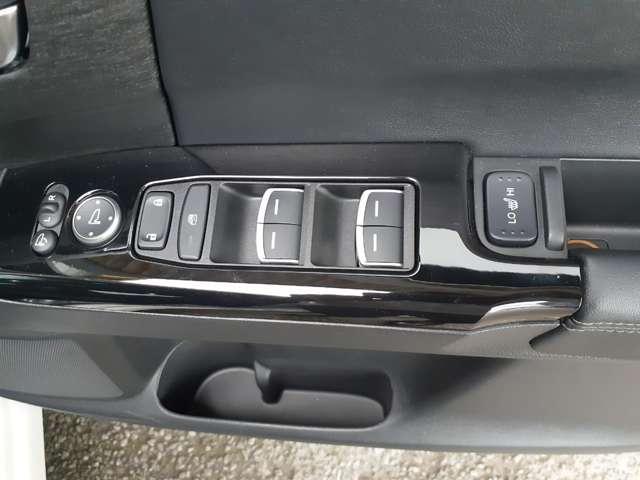 ホンダ オデッセイ　ハイブリッド ２．０ Ｅ：ＨＥＶ アブソルート ＥＸ ブラックエディション R5年 (甲信越・北陸) 99