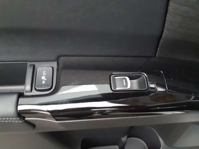 ホンダ オデッセイ　ハイブリッド ２．０ Ｅ：ＨＥＶ アブソルート ＥＸ ブラックエディション R5年 (甲信越・北陸) 99