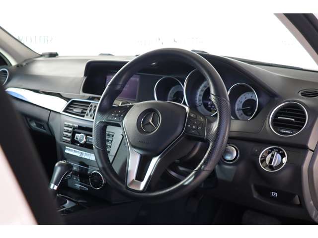 メルセデスベンツ Ｃクラス Ｃ１８０　アバンギャルド H25年 (近畿) 99