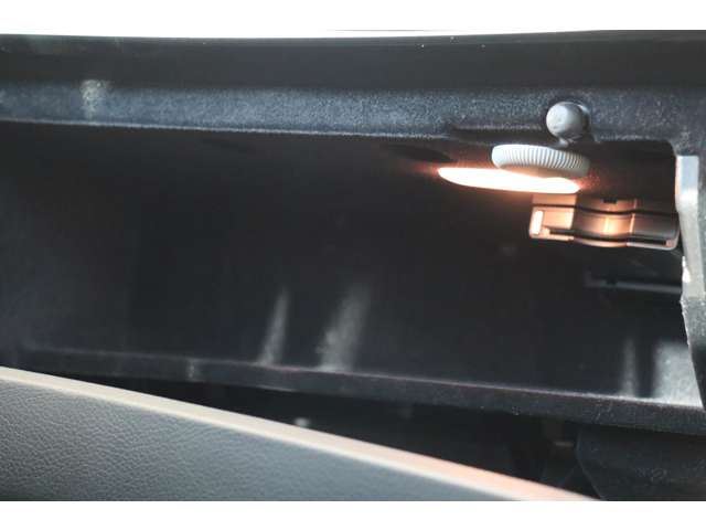 メルセデスベンツ Ｃクラス Ｃ１８０　アバンギャルド H25年 (近畿) 99