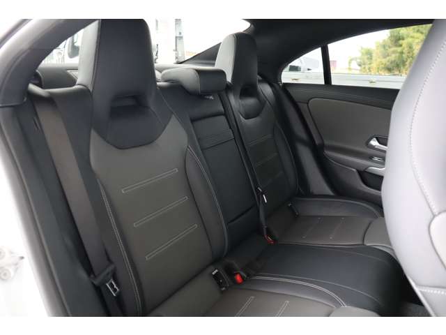 メルセデスベンツ ＣＬＡクラス ＣＬＡ２００Ｄ ＡＭＧライン ディーゼルターボ R1年 (近畿) 99