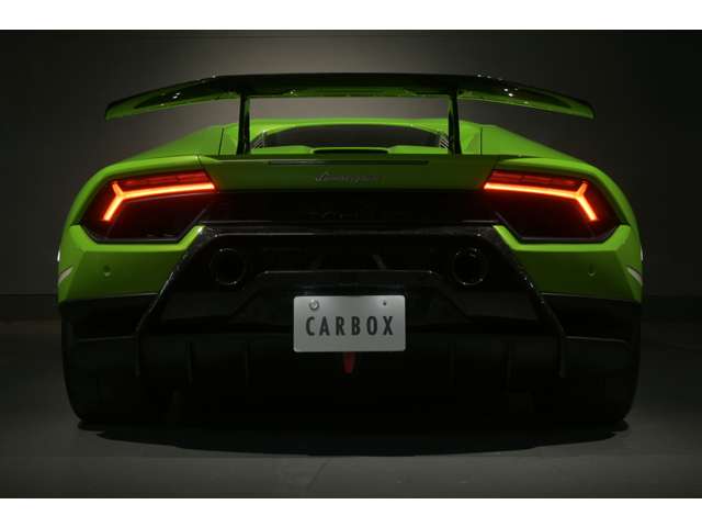 ランボルギーニ ウラカン ペルフォルマンテ （ＬＤＦ） ４ＷＤ H29年 (関東) 99