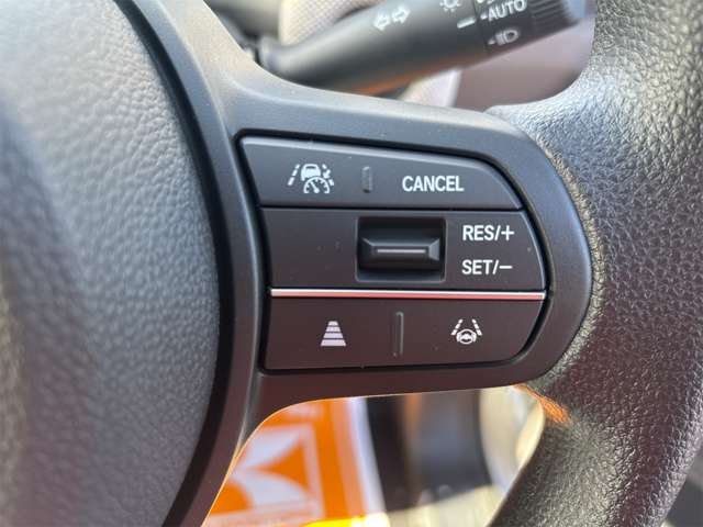 ホンダ フリード　ハイブリッド １．５ Ｅ：ＨＥＶ エアー R6年 (近畿) 99