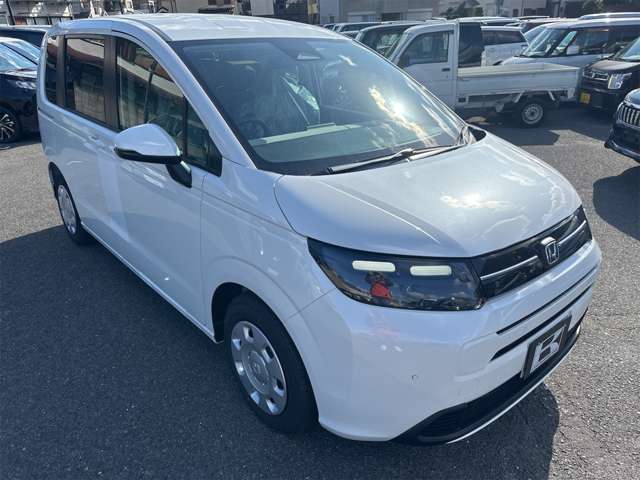 ホンダ フリード　ハイブリッド １．５ Ｅ：ＨＥＶ エアー R6年 (近畿) 99