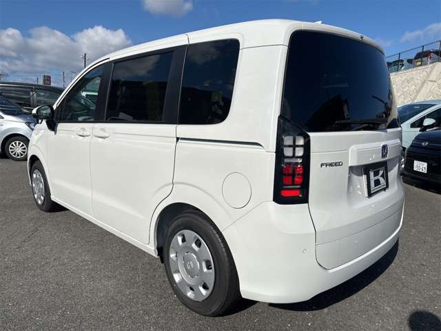 ホンダ フリード　ハイブリッド １．５ Ｅ：ＨＥＶ エアー R6年 (近畿) 99