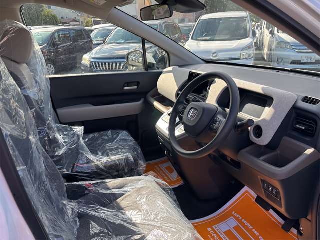 ホンダ フリード　ハイブリッド １．５ Ｅ：ＨＥＶ エアー R6年 (近畿) 99