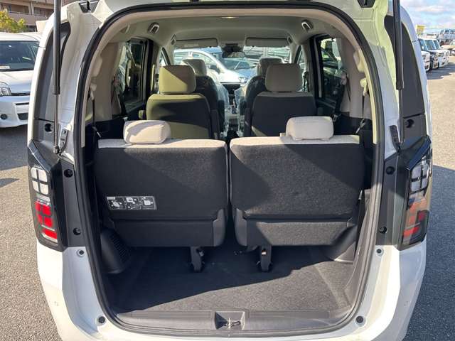 ホンダ フリード　ハイブリッド １．５ Ｅ：ＨＥＶ エアー R6年 (近畿) 99