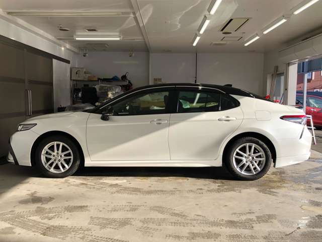 トヨタ カムリ ２．５ ＷＳ レザーパッケージ Ｅ－ＦＯＵＲ ４ＷＤ R3年 (北海道) 99