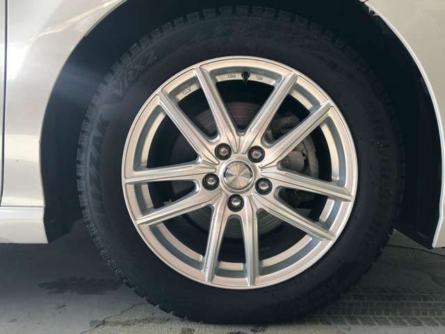 トヨタ カムリ ２．５ ＷＳ レザーパッケージ Ｅ－ＦＯＵＲ ４ＷＤ R3年 (北海道) 99