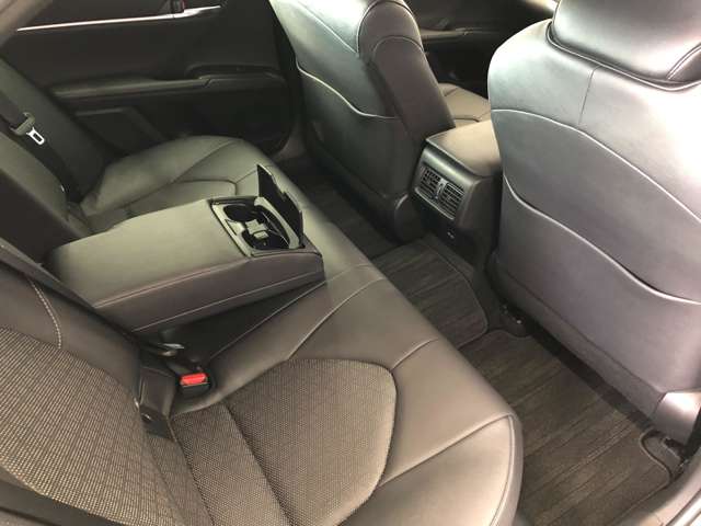 トヨタ カムリ ２．５ ＷＳ レザーパッケージ Ｅ－ＦＯＵＲ ４ＷＤ R3年 (北海道) 99