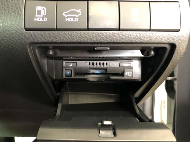 トヨタ カムリ ２．５ ＷＳ レザーパッケージ Ｅ－ＦＯＵＲ ４ＷＤ R3年 (北海道) 99