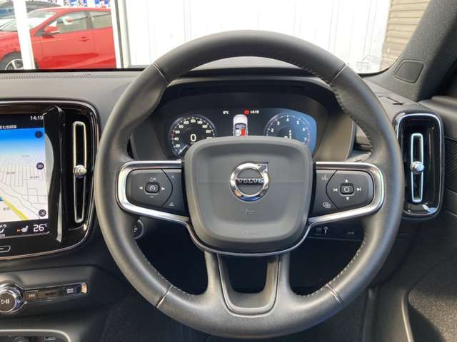 ボルボ ＸＣ４０ Ｔ４ ＡＷＤ インスクリプション ４ＷＤ R1年 (東北) 99