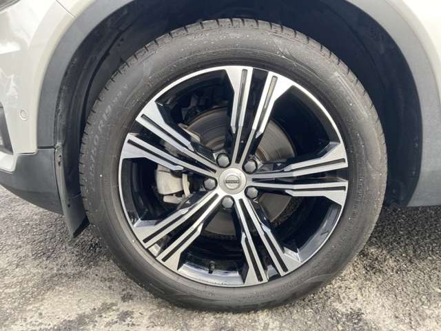 ボルボ ＸＣ４０ Ｔ４ ＡＷＤ インスクリプション ４ＷＤ R1年 (東北) 99