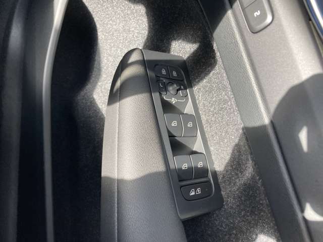 ボルボ ＸＣ４０ Ｔ４ ＡＷＤ インスクリプション ４ＷＤ R1年 (東北) 99