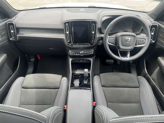 ボルボ ＸＣ４０リチャージ アルティメット シングルモーター R5年 (東北) 99