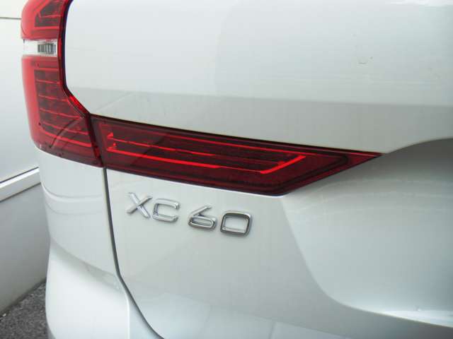 ボルボ ＸＣ６０ リチャージ アルティメット Ｔ６ ＡＷＤ プラグイン ハイブリッド ４ＷＤ R6年 (東北) 99