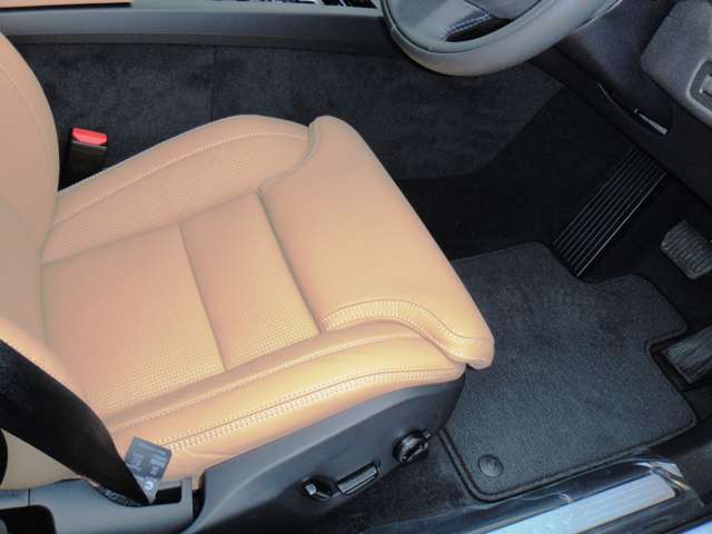 ボルボ ＸＣ６０ リチャージ アルティメット Ｔ６ ＡＷＤ プラグイン ハイブリッド ４ＷＤ R6年 (東北) 99