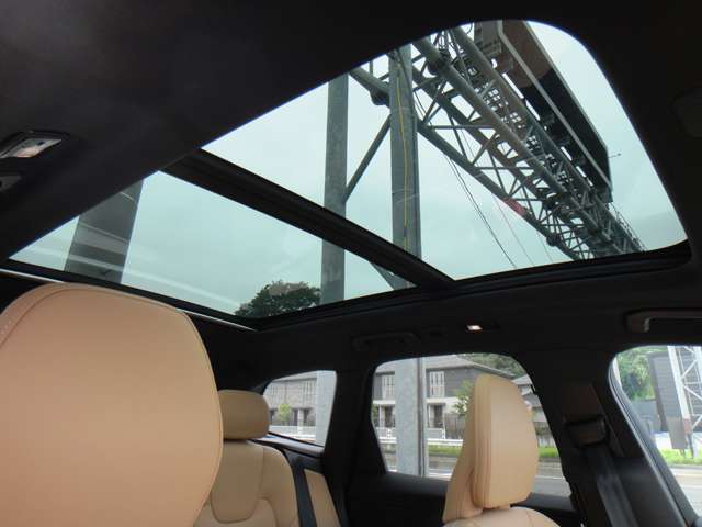 ボルボ ＸＣ６０ リチャージ アルティメット Ｔ６ ＡＷＤ プラグイン ハイブリッド ４ＷＤ R6年 (東北) 99