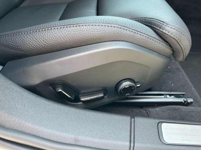 ボルボ Ｖ６０クロスカントリー プラス Ｂ５ ＡＷＤ ４ＷＤ R6年 (東北) 99