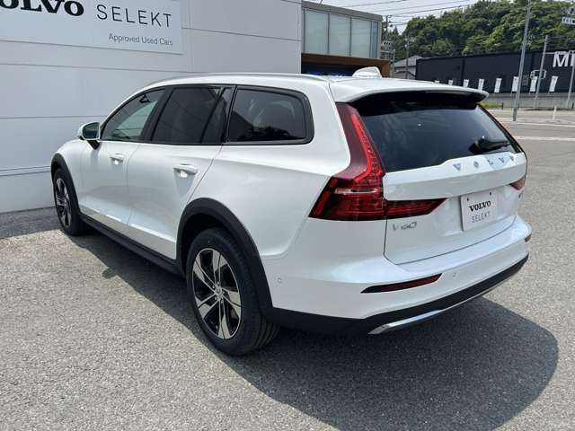 ボルボ Ｖ６０クロスカントリー プラス Ｂ５ ＡＷＤ ４ＷＤ R6年 (東北) 99