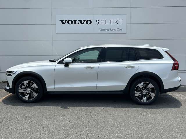 ボルボ Ｖ６０クロスカントリー プラス Ｂ５ ＡＷＤ ４ＷＤ R6年 (東北) 99