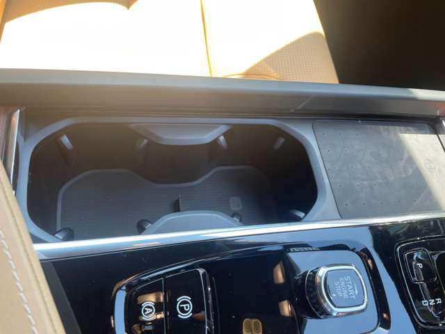 ボルボ Ｖ６０ アルティメット　Ｂ４ R6年 (東北) 99