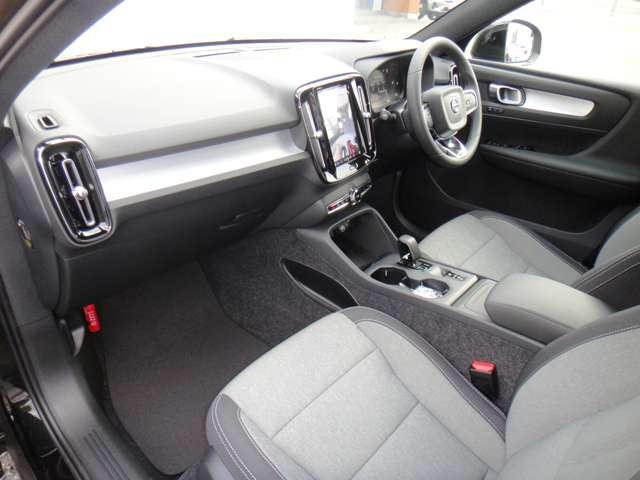 ボルボ ＸＣ４０ プラス Ｂ４ ＡＷＤ ４ＷＤ R5年 (東北) 99