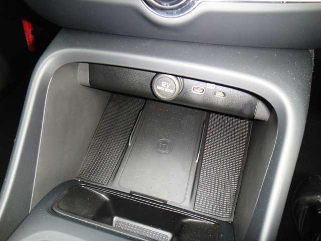 ボルボ ＸＣ４０ プラス Ｂ４ ＡＷＤ ４ＷＤ R5年 (東北) 99