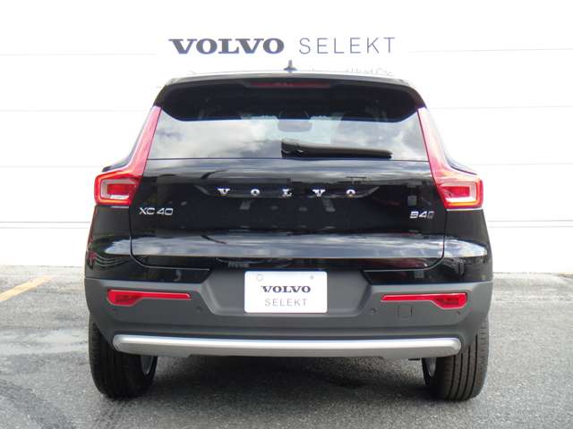 ボルボ ＸＣ４０ プラス Ｂ４ ＡＷＤ ４ＷＤ R5年 (東北) 99